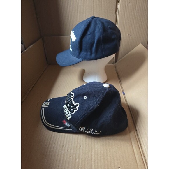 NY Yankees Champions 1999 & New York 2001 Baseball Caps Hat Bundle - Picture 4 of 13